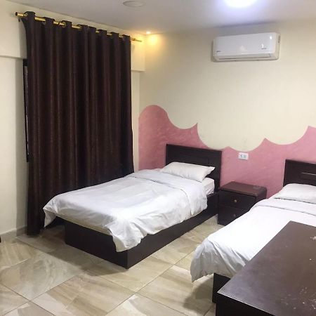 Siveen Hotel Amman Bagian luar foto