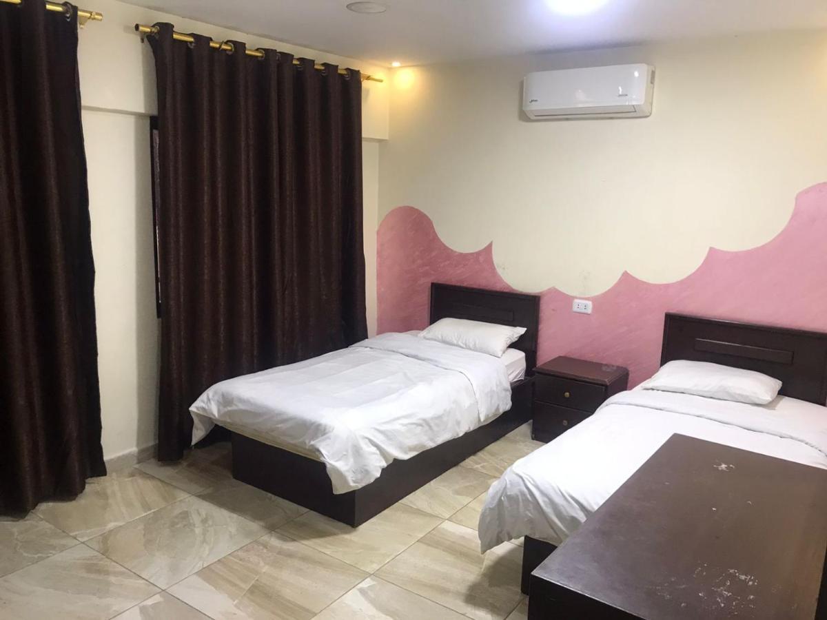 Siveen Hotel Amman Bagian luar foto